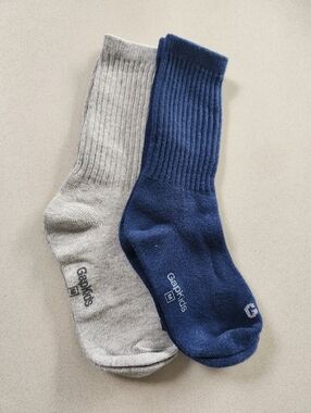 GapKids Crew Socks 2 Pairs ~GRAY & BLUE ~MEDIUM